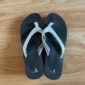Ladies Sanuk Yoga Mat Wedge Flip Flops - Sz 8